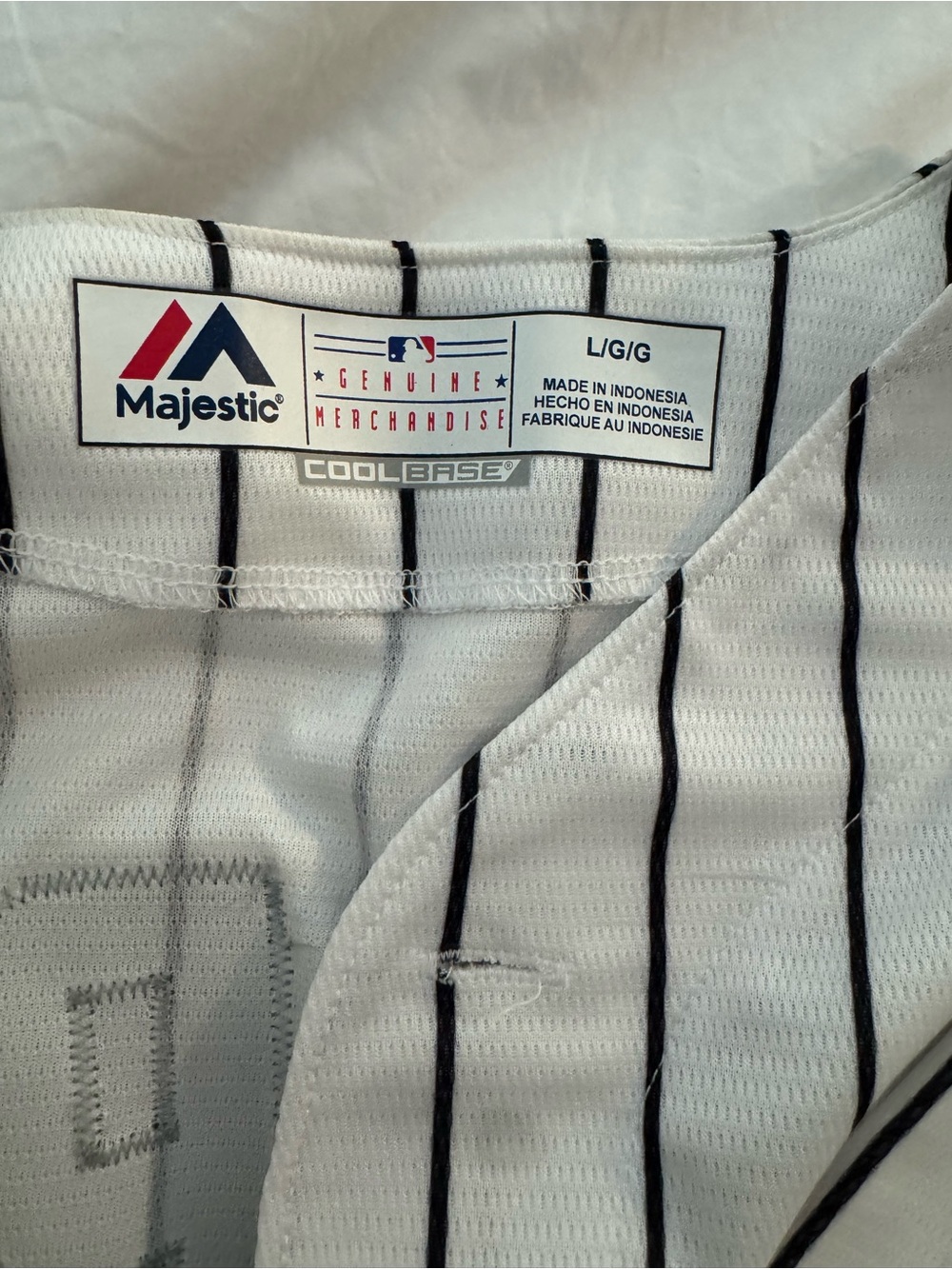 MLB Chicago White Sox Men's White Baseball Jersey - Picture 3 of 3